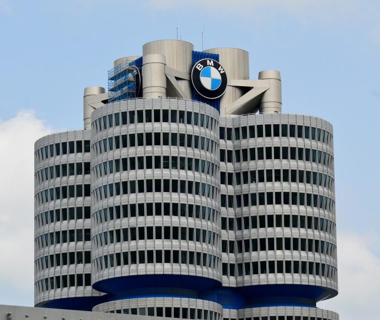 BMW-Werk Debrecen - Ganz ohne fossile Energieträger / BMW plant Debrecen - Completely without fossil fuels