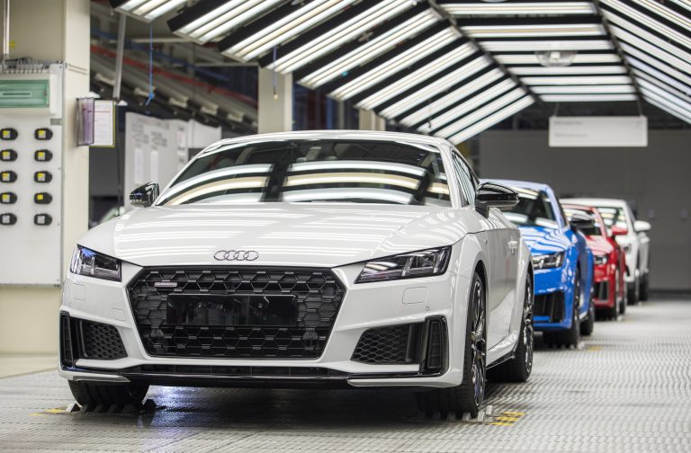 Audi Hungaria gründet eigene SCC-Tochter / Audi Hungaria establishes own SCC subsidiary
