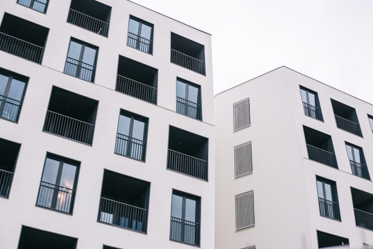 Wohnungsbau - Nur leichter Anstieg / Housing construction - Only slight increase