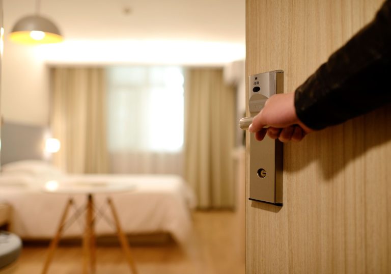 Weitere Hoteleröffnungen - Fünf-Sterne-Hotel in Szántód / More hotel openings - Five-star hotel in Szántód