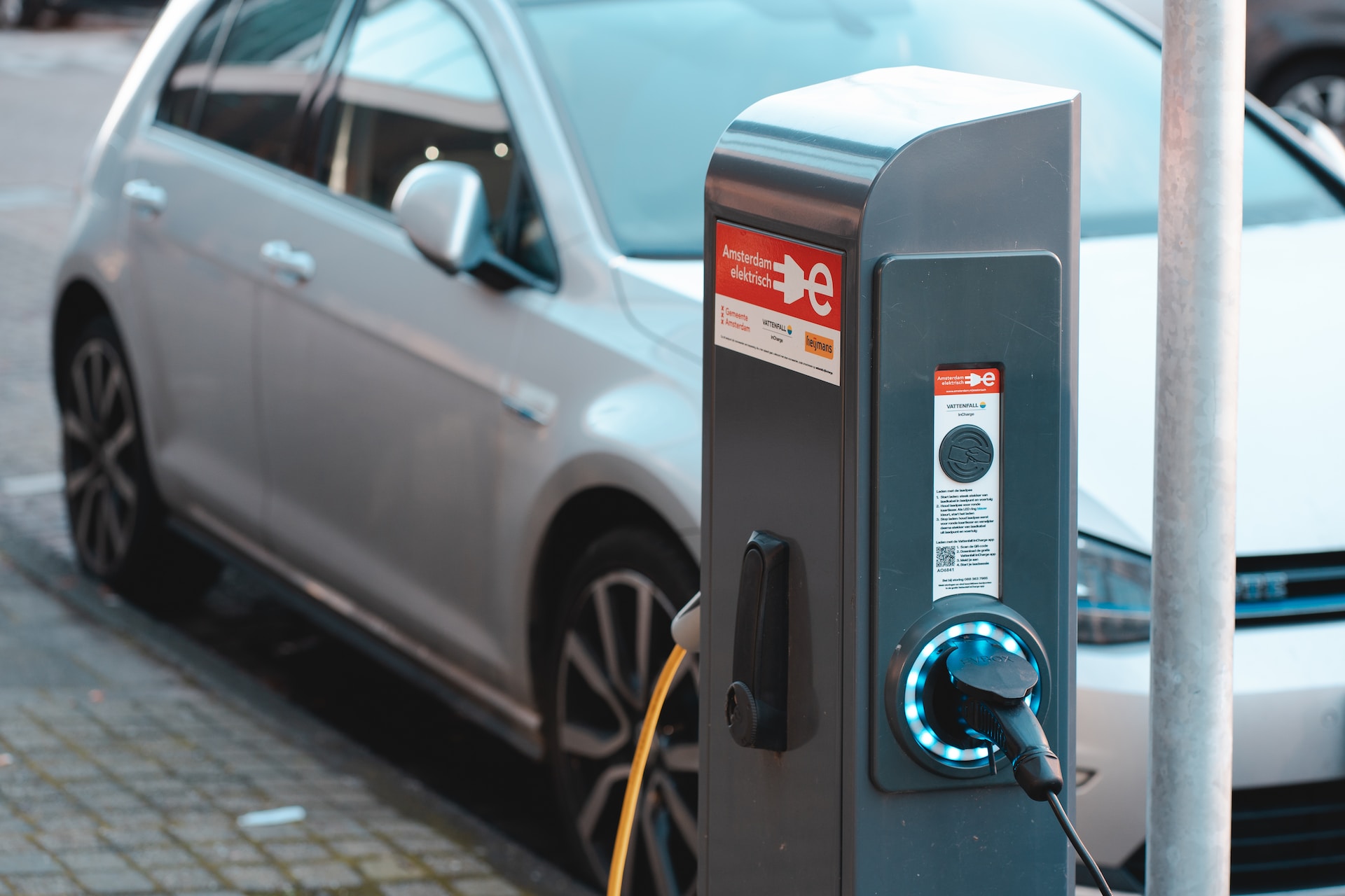 More and more e-charging stations nationwide