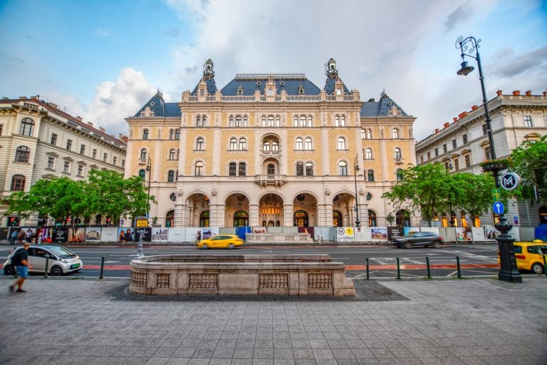 Marriott International - W Budapest Hotel eröffnet / Marriott International - W Budapest Hotel has opened