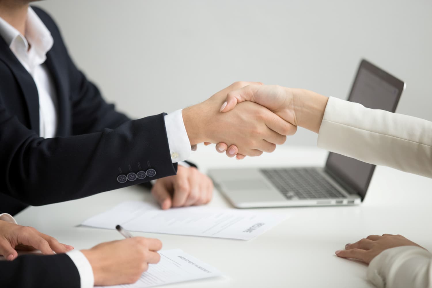 HR szolgáltatások / HR services / HR-Dienstleistungen