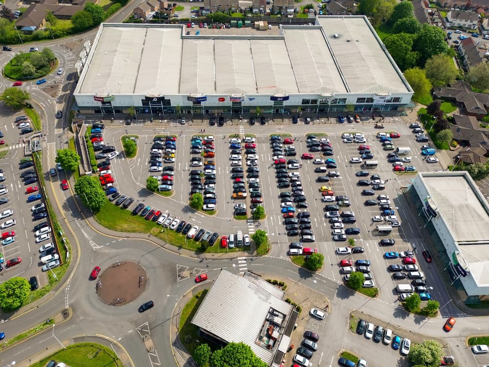 Commercial real estate – Transaction involving shopping park portfolio