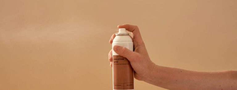 Tubex Mátra - Zulieferer für Kosmetikriesen / Tubex Mátra – Cosmetics giants supplier